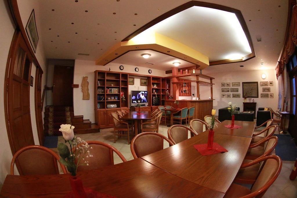 Hotel St.Florian Штурово Экстерьер фото